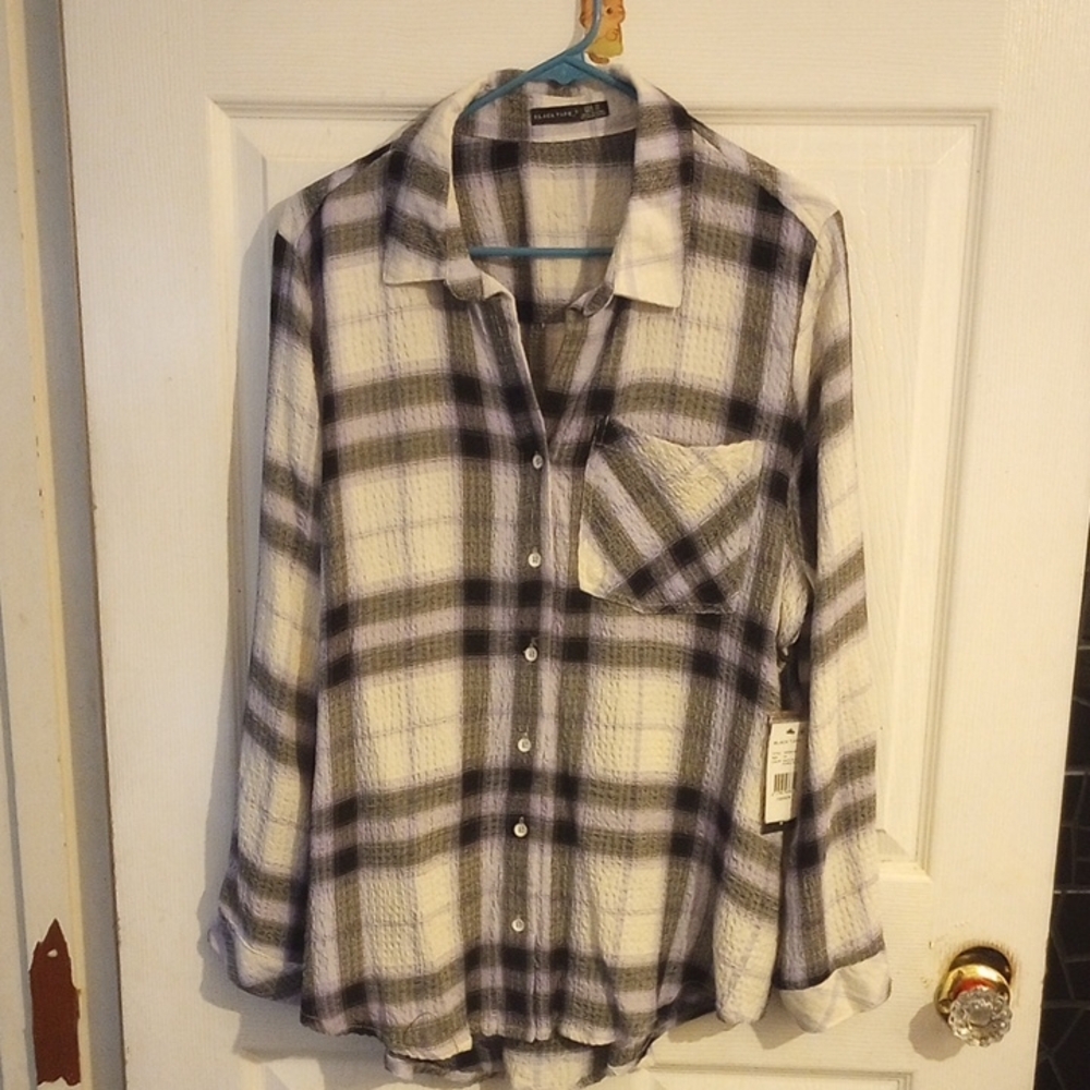 Black Tape NWT Purple/Black Plaid Button-Up Shirt
